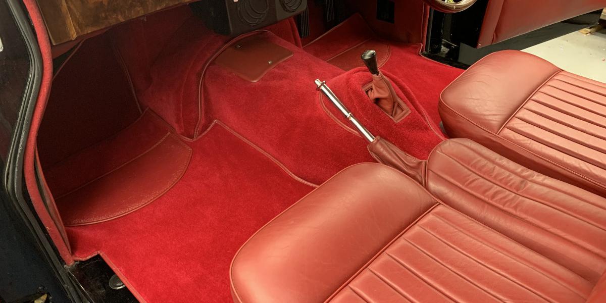 Extra Legroom in Jaguar's XK140 luxury sports car